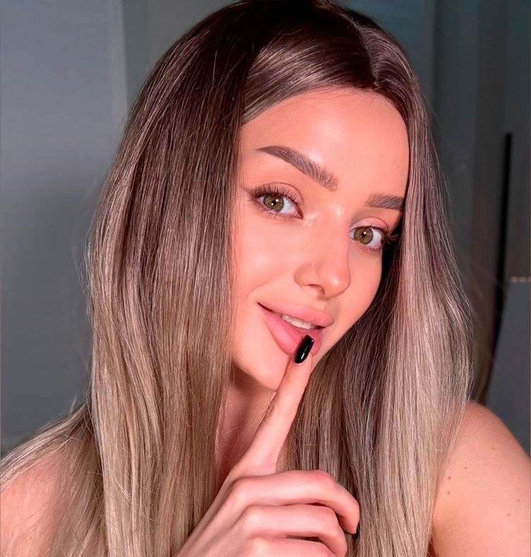 ๐ Ariella Milly