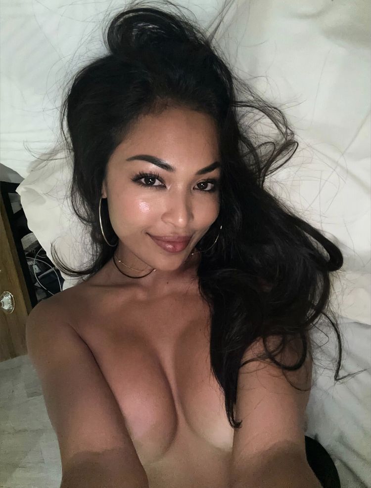 ERZABEL (check my bio๐ถ๏ธ)