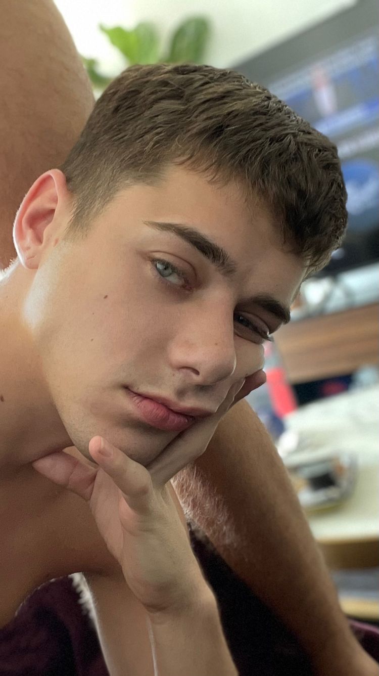Joey Mills
