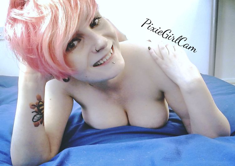 Pixie Skye ๐ป KINKY BREEDABLE EMO๐ค